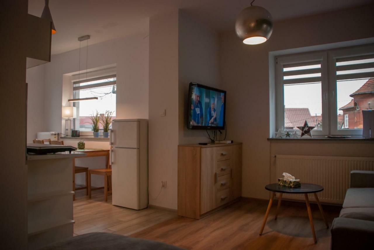 Noclegi "Boczna 5A" Apartamenty Goscinne 스자브노-즈드로이 외부 사진