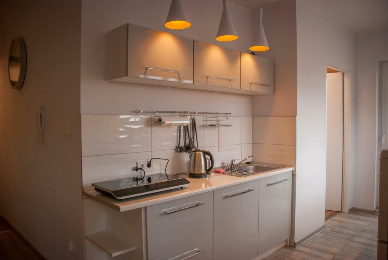 Noclegi "Boczna 5A" Apartamenty Goscinne 스자브노-즈드로이 외부 사진