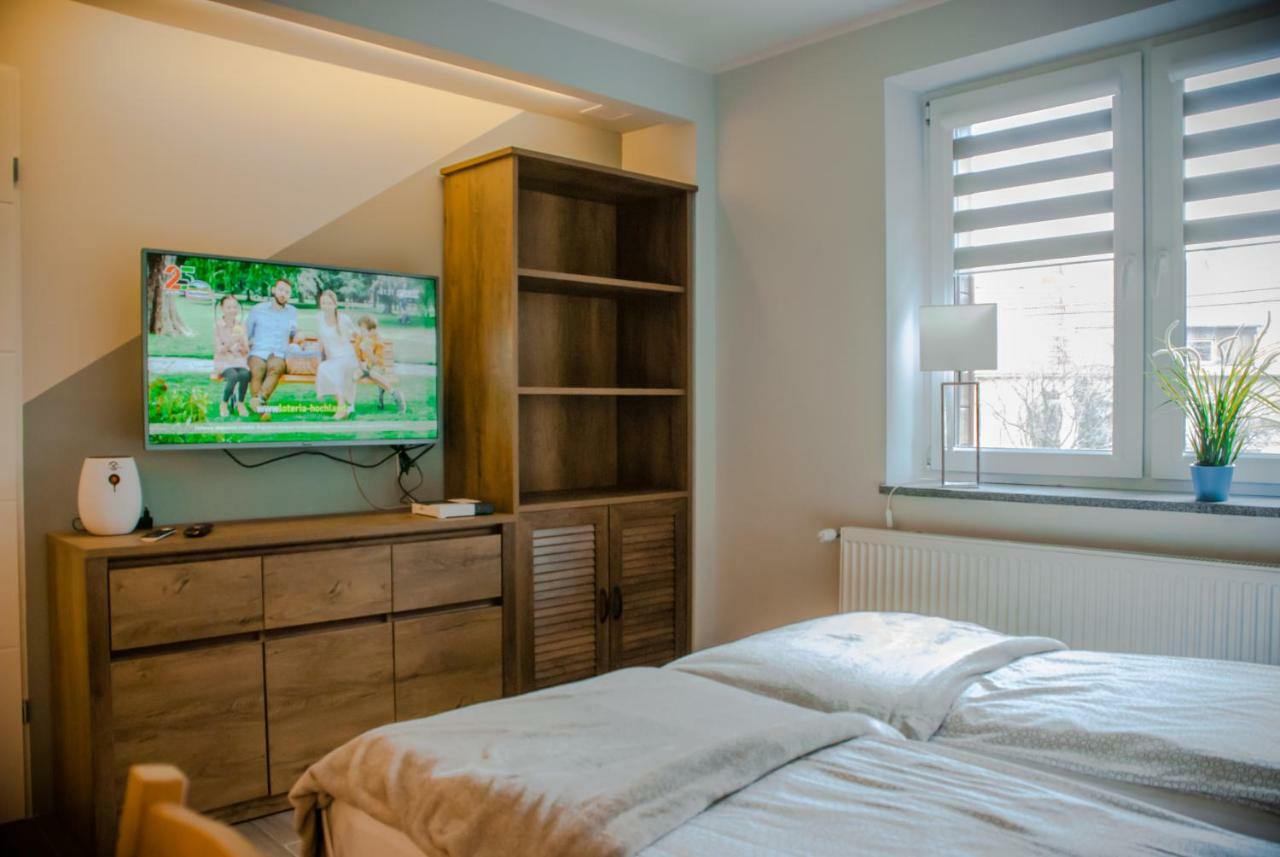 Noclegi "Boczna 5A" Apartamenty Goscinne 스자브노-즈드로이 외부 사진